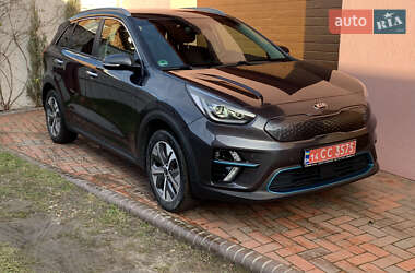 Позашляховик / Кросовер Kia Niro 2020 в Львові