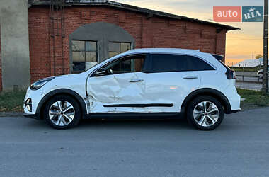 Внедорожник / Кроссовер Kia Niro 2019 в Калуше