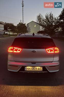 Позашляховик / Кросовер Kia Niro 2018 в Подільську