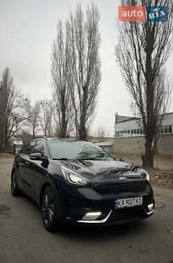 Внедорожник / Кроссовер Kia Niro 2017 в Киеве