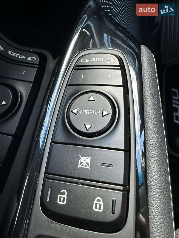 Позашляховик / Кросовер Kia Niro 2019 в Хмельницькому