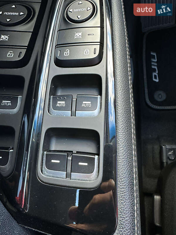 Позашляховик / Кросовер Kia Niro 2019 в Хмельницькому