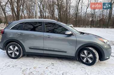 Позашляховик / Кросовер Kia Niro 2017 в Сумах