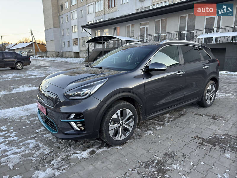 Внедорожник / Кроссовер Kia Niro 2019 в Дубно