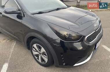 Внедорожник / Кроссовер Kia Niro 2017 в Сквире