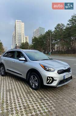 Позашляховик / Кросовер Kia Niro 2020 в Києві