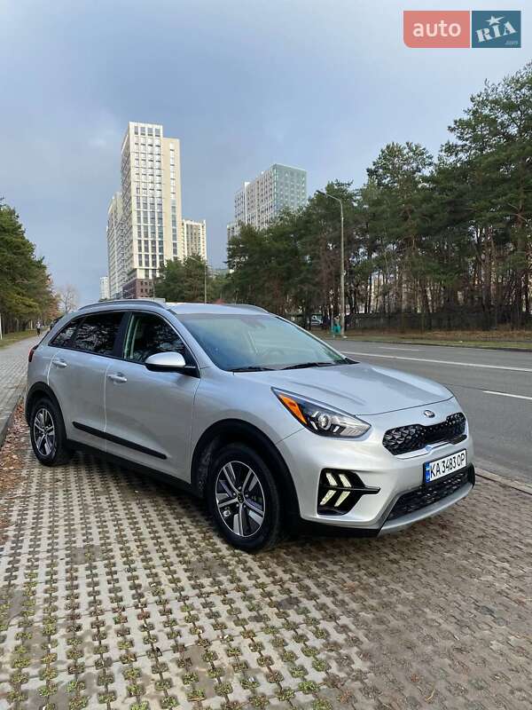 Позашляховик / Кросовер Kia Niro 2020 в Києві