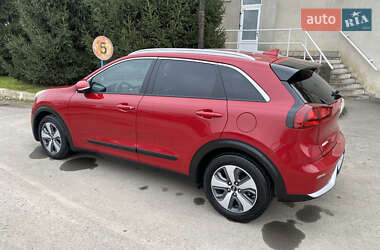 Внедорожник / Кроссовер Kia Niro 2017 в Ужгороде