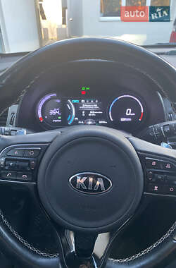 Внедорожник / Кроссовер Kia Niro 2019 в 