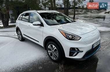 Внедорожник / Кроссовер Kia Niro 2022 в Киеве