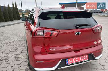 Позашляховик / Кросовер Kia Niro 2018 в Кам'янець-Подільському