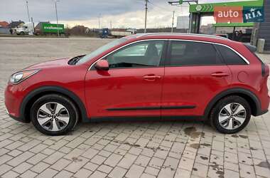 Позашляховик / Кросовер Kia Niro 2018 в Кам'янець-Подільському