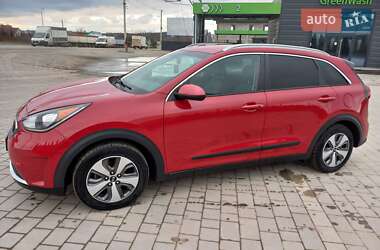 Позашляховик / Кросовер Kia Niro 2018 в Кам'янець-Подільському