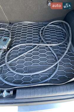 Внедорожник / Кроссовер Kia Niro 2019 в 