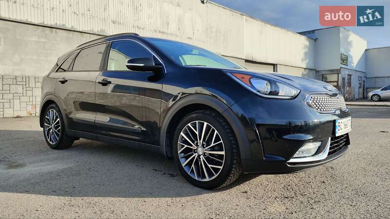 Внедорожник / Кроссовер Kia Niro 2017 в Львове