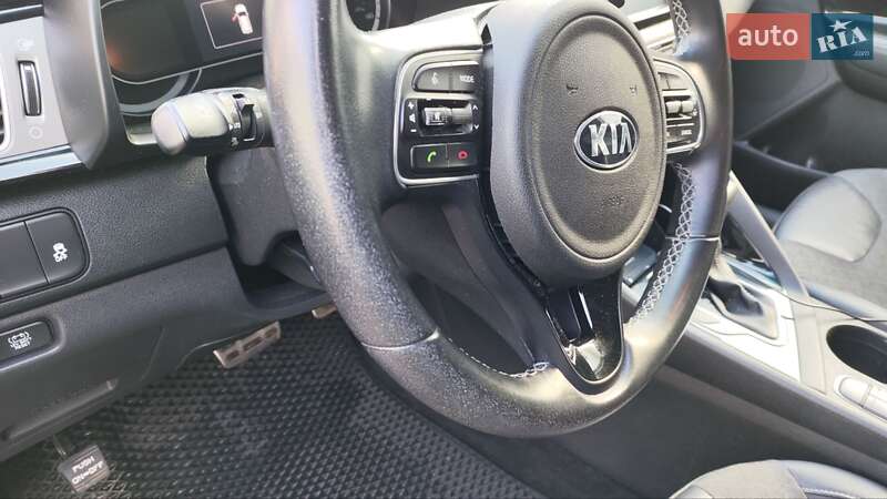 Внедорожник / Кроссовер Kia Niro 2017 в Львове
