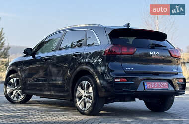 Внедорожник / Кроссовер Kia Niro 2022 в 