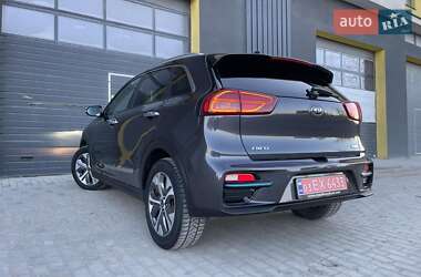 Внедорожник / Кроссовер Kia Niro 2020 в Кривом Роге