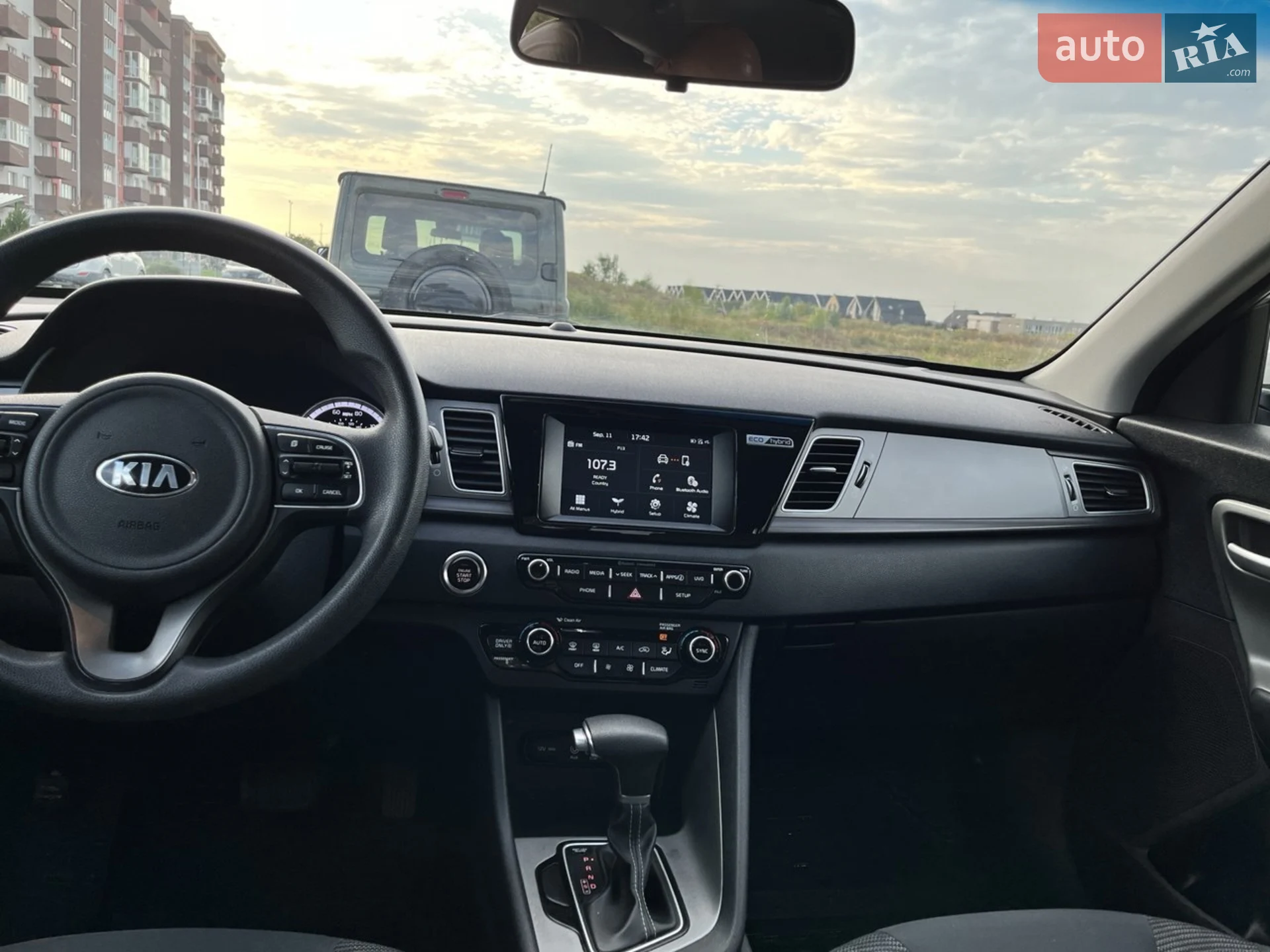 2017 Kia Niro - мініатюра 9