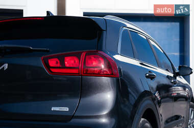Позашляховик / Кросовер Kia Niro 2022 в 