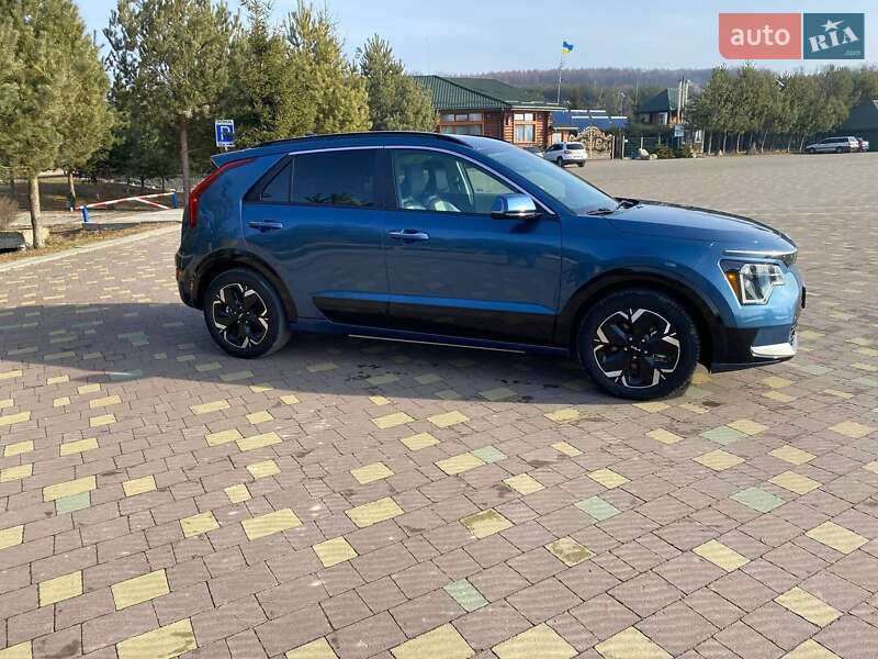 Позашляховик / Кросовер Kia Niro 2023 в Львові фото 4 Позашляховик / Кросовер Kia Niro 2023 в Львові