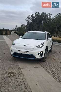 Позашляховик / Кросовер Kia Niro 2021 в Дніпрі