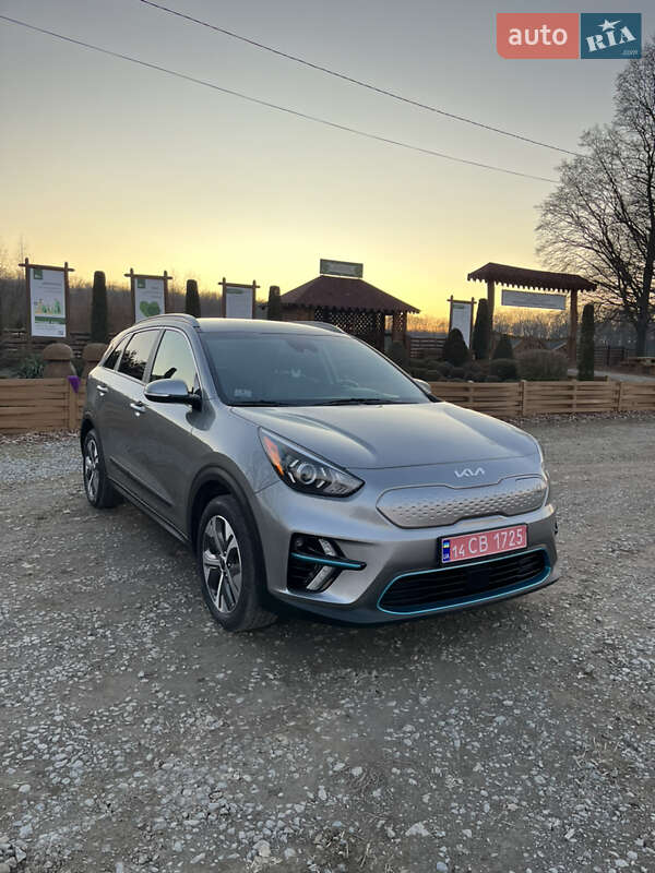 Внедорожник / Кроссовер Kia Niro 2022 в Кельменцах фото 7 Внедорожник / Кроссовер Kia Niro 2022 в Кельменцах