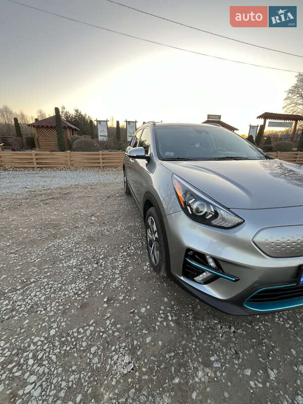 Внедорожник / Кроссовер Kia Niro 2022 в Кельменцах фото 26 Внедорожник / Кроссовер Kia Niro 2022 в Кельменцах