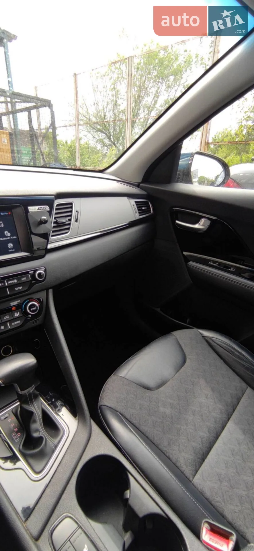 2017 Kia Niro - мініатюра 25