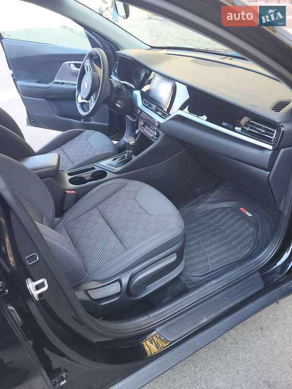 Позашляховик / Кросовер Kia Niro 2019 в Вишневому