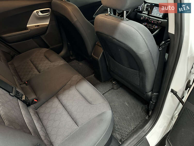 Внедорожник / Кроссовер Kia Niro 2019 в Львове