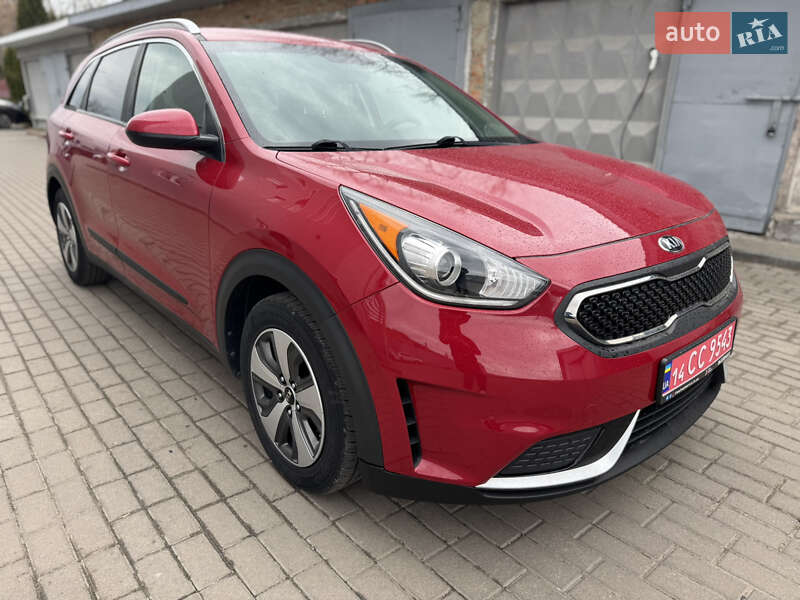 Внедорожник / Кроссовер Kia Niro 2018 в Ровно