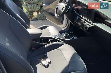 Внедорожник / Кроссовер Kia Niro 2022 в 