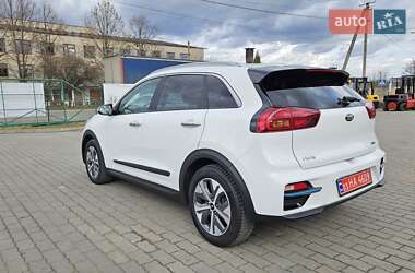Внедорожник / Кроссовер Kia Niro 2021 в 