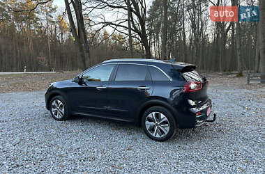 Внедорожник / Кроссовер Kia Niro 2019 в 