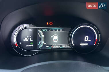 Внедорожник / Кроссовер Kia Niro 2019 в 