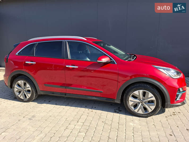Внедорожник / Кроссовер Kia Niro 2019 в 