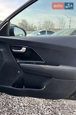 Внедорожник / Кроссовер Kia Niro 2019 в 