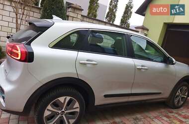 Внедорожник / Кроссовер Kia Niro 2021 в 