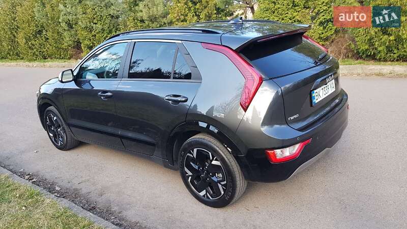 Внедорожник / Кроссовер Kia Niro 2023 в 