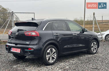 Позашляховик / Кросовер Kia Niro 2019 в 