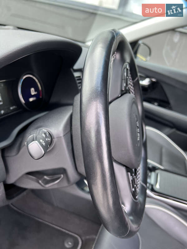 Внедорожник / Кроссовер Kia Niro 2020 в Тернополе