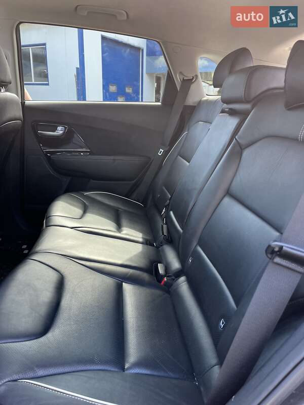 Позашляховик / Кросовер Kia Niro 2019 в Львові фото 14 Позашляховик / Кросовер Kia Niro 2019 в Львові