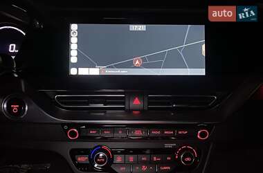 Позашляховик / Кросовер Kia Niro 2020 в 
