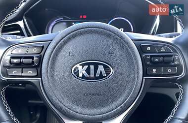 Внедорожник / Кроссовер Kia Niro 2020 в 