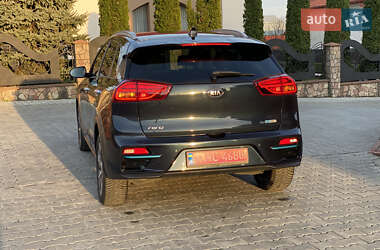 Внедорожник / Кроссовер Kia Niro 2021 в 