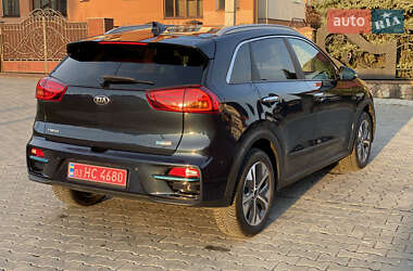 Внедорожник / Кроссовер Kia Niro 2021 в 