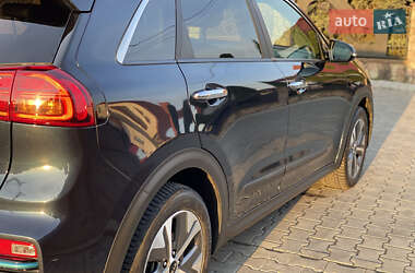 Внедорожник / Кроссовер Kia Niro 2021 в 