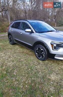 Позашляховик / Кросовер Kia Niro 2023 в Долині