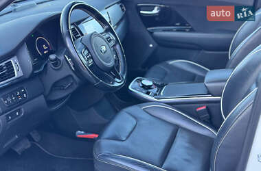 Позашляховик / Кросовер Kia Niro 2019 в 